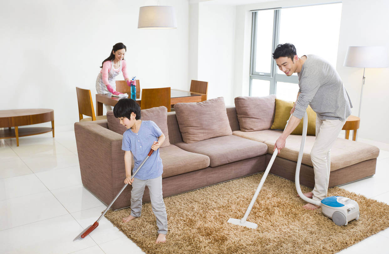 QUÉT NHÀ TRONG TIẾNG ANH LÀ SWEEP VỚI CÁCH PHÁT ÂM CHUẨN MỸ
