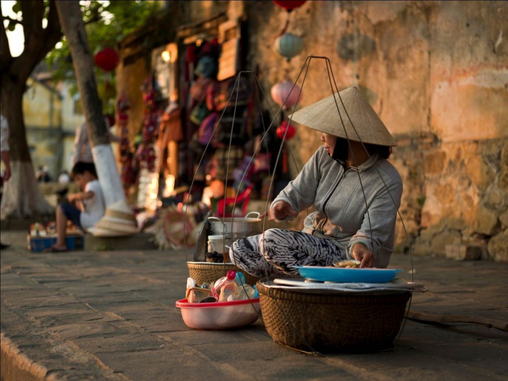 bán rong Tiếng Anh là gì