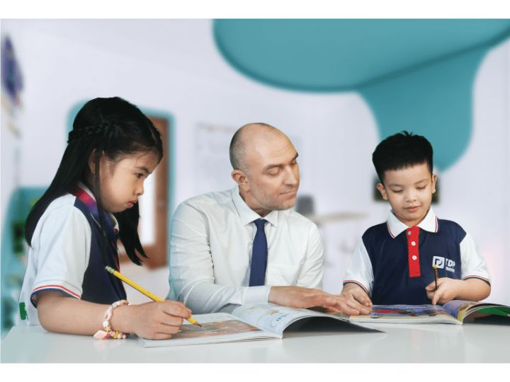 [{"type":"p","id":"klBIP554sC65eEqNIdMi2","children":[{"text":"Trung tâm tiếng Anh trẻ em uy tín & TDP Junior - Trung tâm tiếng Anh trẻ em theo định hướng Cambridge"}]}]